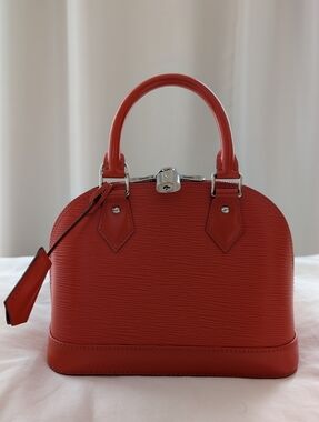 Louis Vuitton Alma BB Epi